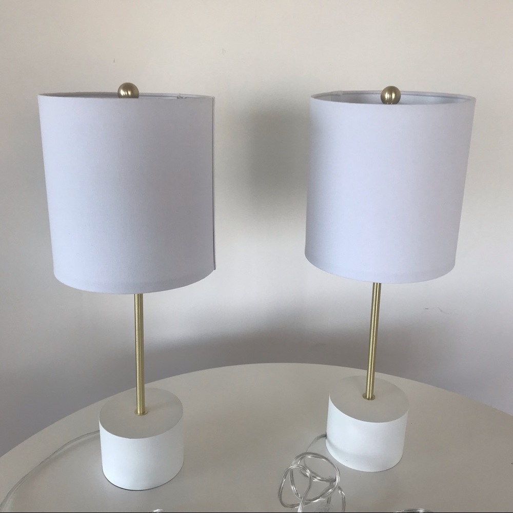 Cupcakes and cashmere lamps